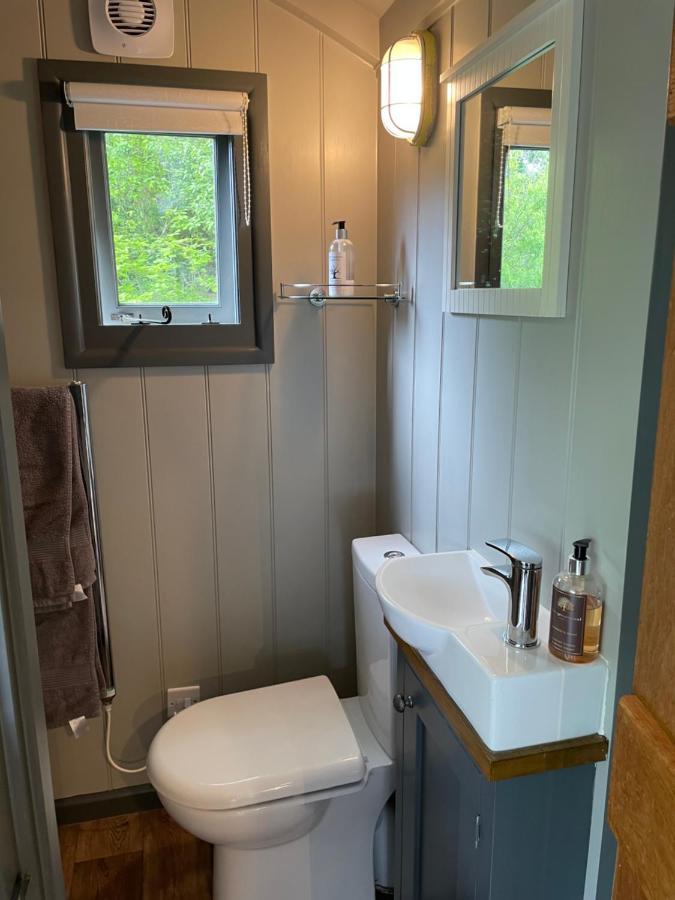 Greatwood Shepherds Hut 배틀 외부 사진