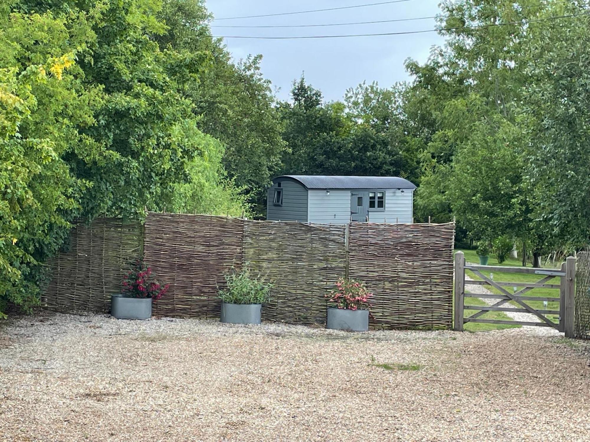 Greatwood Shepherds Hut 배틀 외부 사진