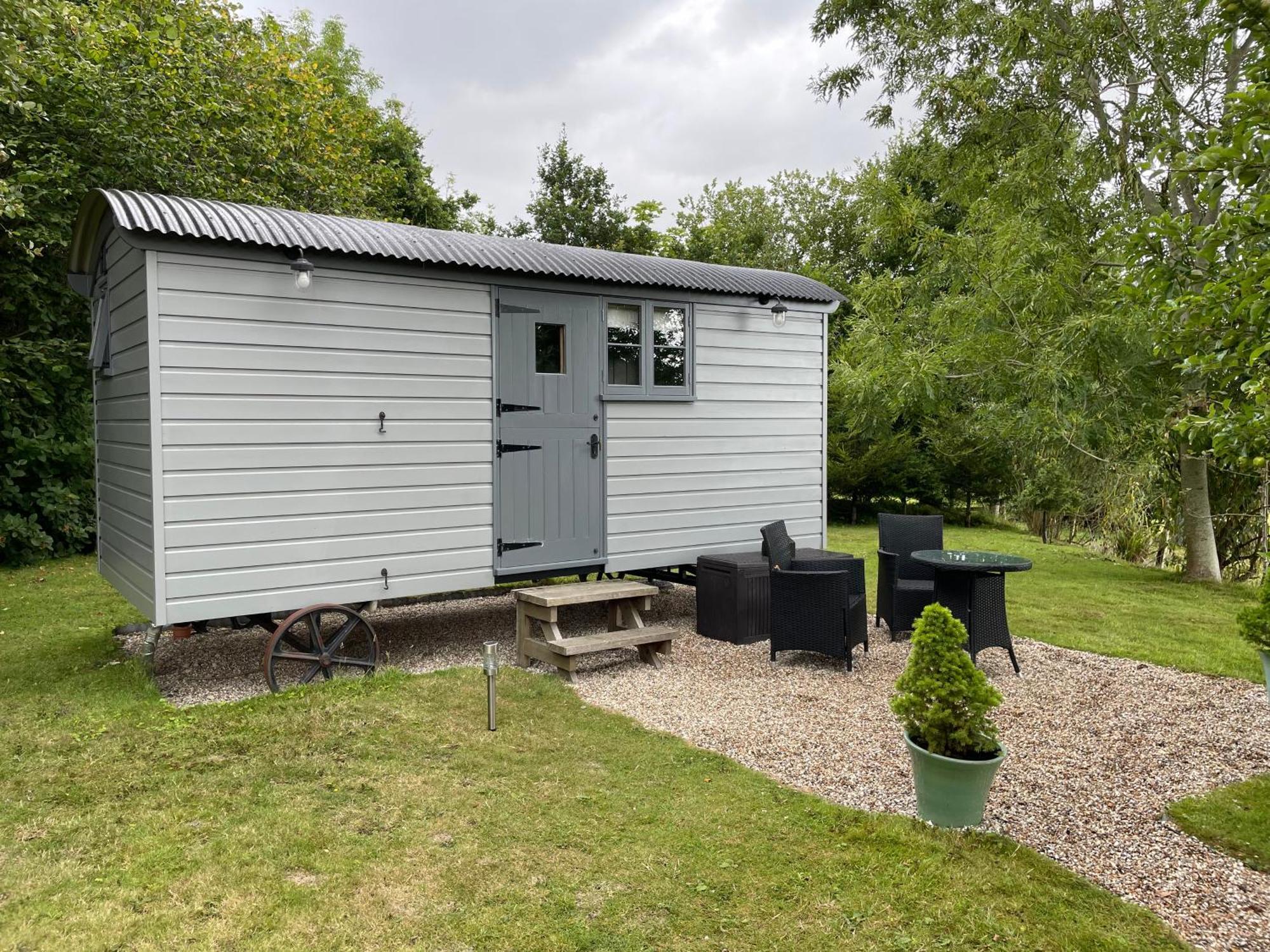 Greatwood Shepherds Hut 배틀 외부 사진